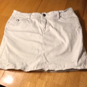 White denim mini skirt